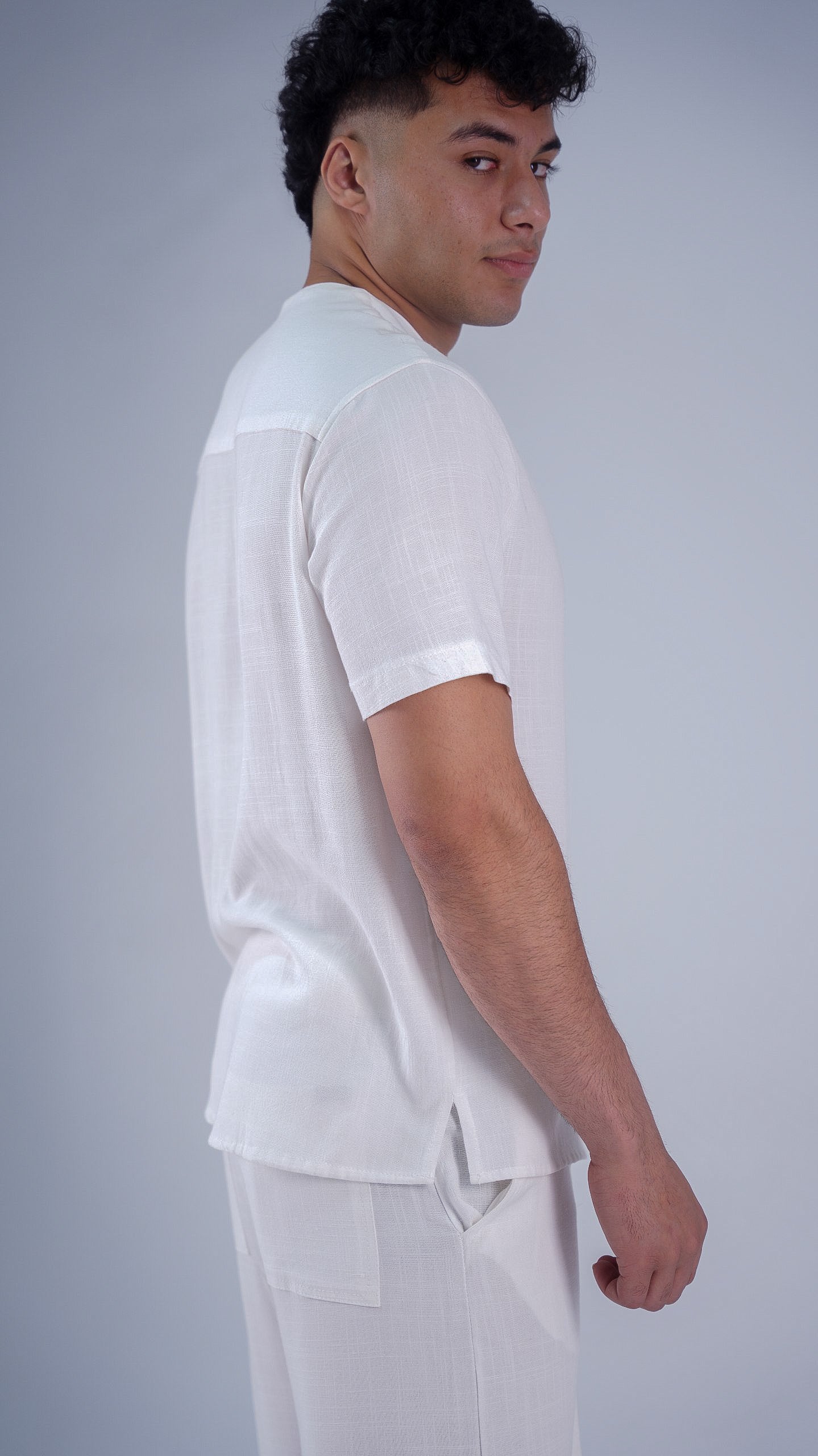 Split neck Lenin T-shirt white