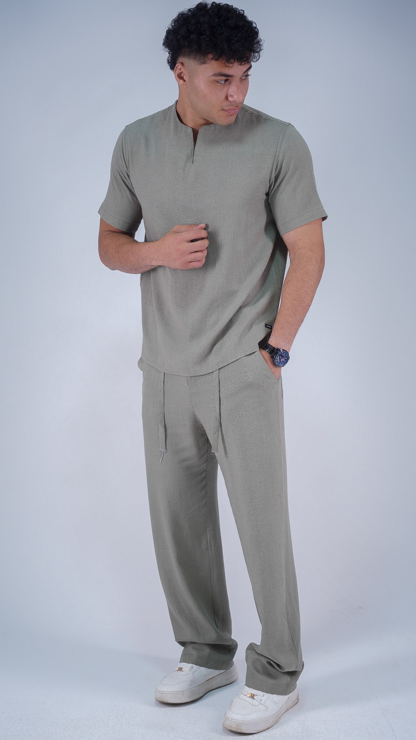 Split neck Lenin set